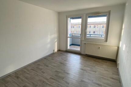 Frisch renovierte 2-Raumwohnung in der Spremberger Vorstadt zimmer