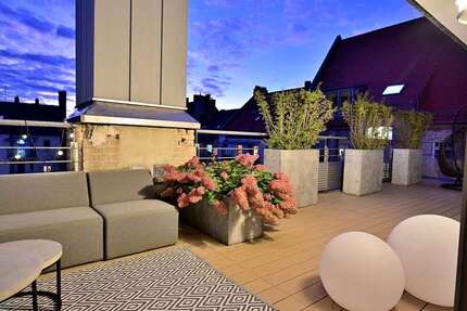 Wohnung zum Mieten in Nürnberg 2.150 € 200 m² 3.5 zimmer