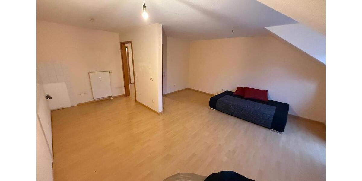Dachgeschoßwohnung Lohfelden - 2 Zimmer, 52 m&sup2;, 575&euro; | Angebot:26701800