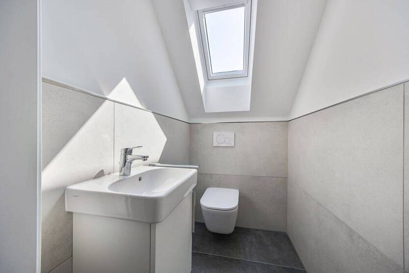 Erstbezug: Lichtdurchflutete 3-Zimmer-Wohnung im Penthouse-Stil in Bestlage von Alterlangen