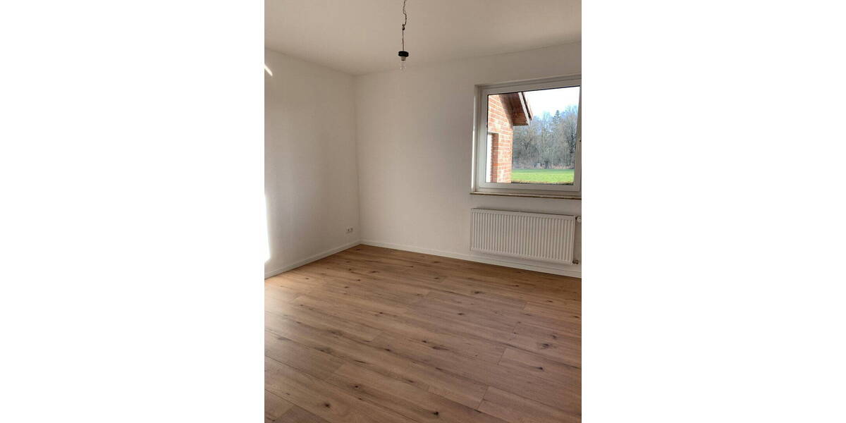 Etagenwohnung Bad Lippspringe - 2 Zimmer, 82 m&sup2;, 861&euro; | Angebot:26790509