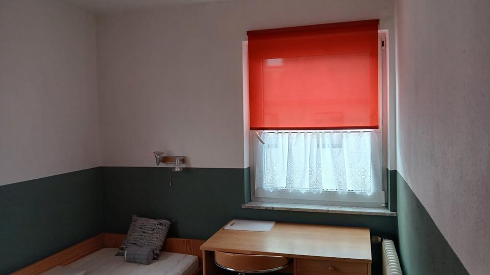 Etagenwohnung Zirndorf - 2 Zimmer, 18 m&sup2;, 395&euro; | Angebot:25975876