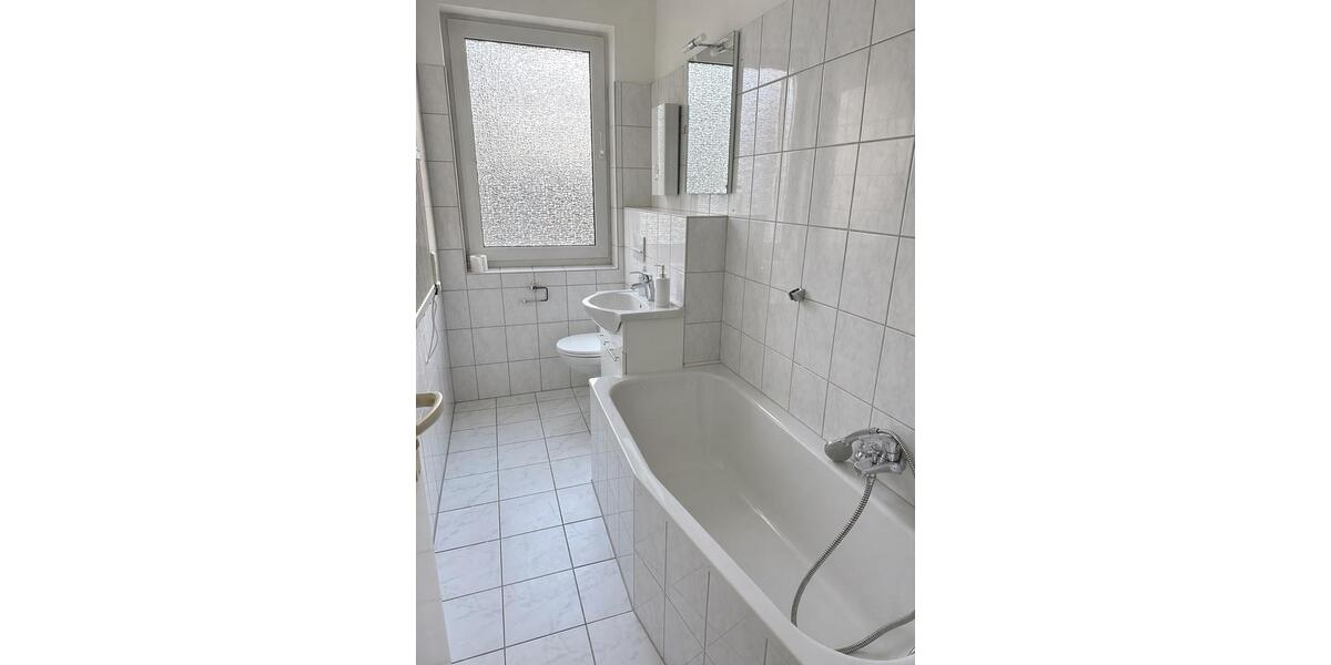 Etagenwohnung Wuppertal - 1 Zimmer, 37 m&sup2;, 520&euro; | Angebot:26512075