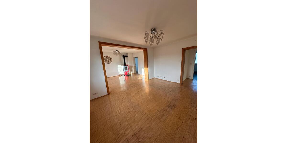 Etagenwohnung Dortmund Huckarde - 1 Zimmer, 100 m&sup2;, 1.400&euro; | Angebot:24344014
