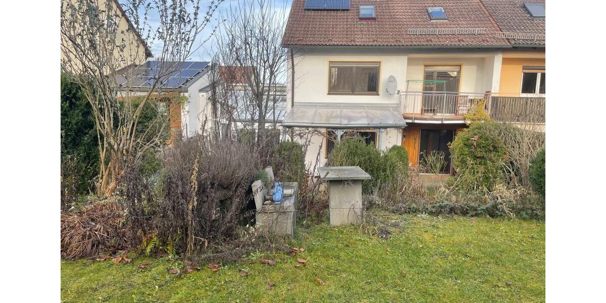 Doppelhaushälfte Heilsbronn - 6 Zimmer, 240 m&sup2;, 1.900&euro; | Angebot:24535997