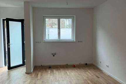 Haus Köln Chorweiler - 4 Zimmer, 120 m&sup2;, 1.980&euro; | Angebot:26803905