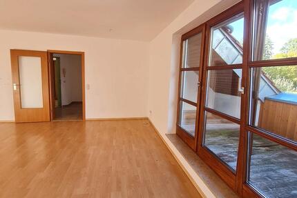 Wohnung Wertingen - 3 Zimmer, 84 m&sup2;, 800&euro; | Angebot:27582191