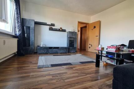 Siegen Stadt, ruhige Lage renovierte 3 Zimmer Wohnung 3 zimmer