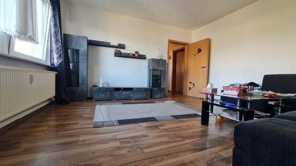 Siegen Stadt, ruhige Lage renovierte 3 Zimmer Wohnung 3 zimmer