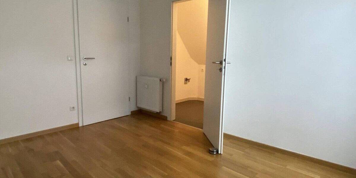 Etagenwohnung Kempten Auf der Halde - 3 Zimmer, 105 m&sup2;, 1.220&euro; | Angebot:26825323