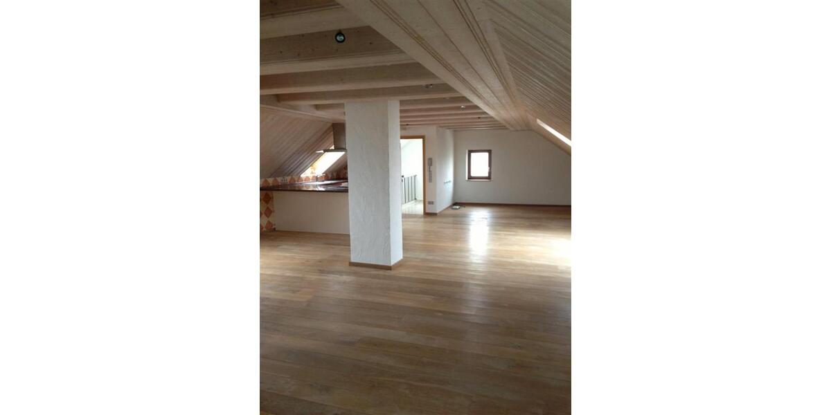 Dachgeschoßwohnung Gebsattel - 1 Zimmer, 71 m&sup2;, 660&euro; | Angebot:24946641