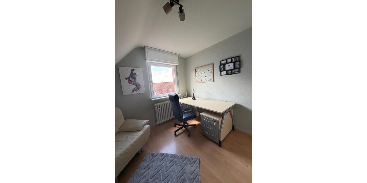 Wohnen auf Zeit Karlsruhe Wettersbach - 2 Zimmer, 140 m&sup2;, 480&euro; | Angebot:26257835