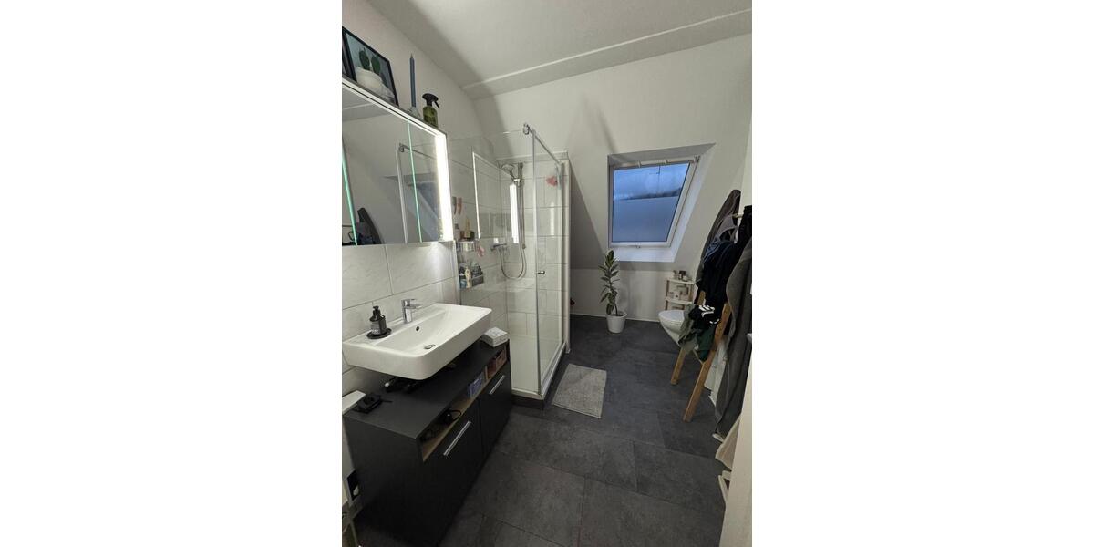 Dachgeschoßwohnung Trier - 1 Zimmer, 67 m&sup2;, 785&euro; | Angebot:26482396