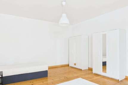 Wohnung Berlin Köpenick - 1 Zimmer, 93 m&sup2;, 310&euro; | Angebot:26721833