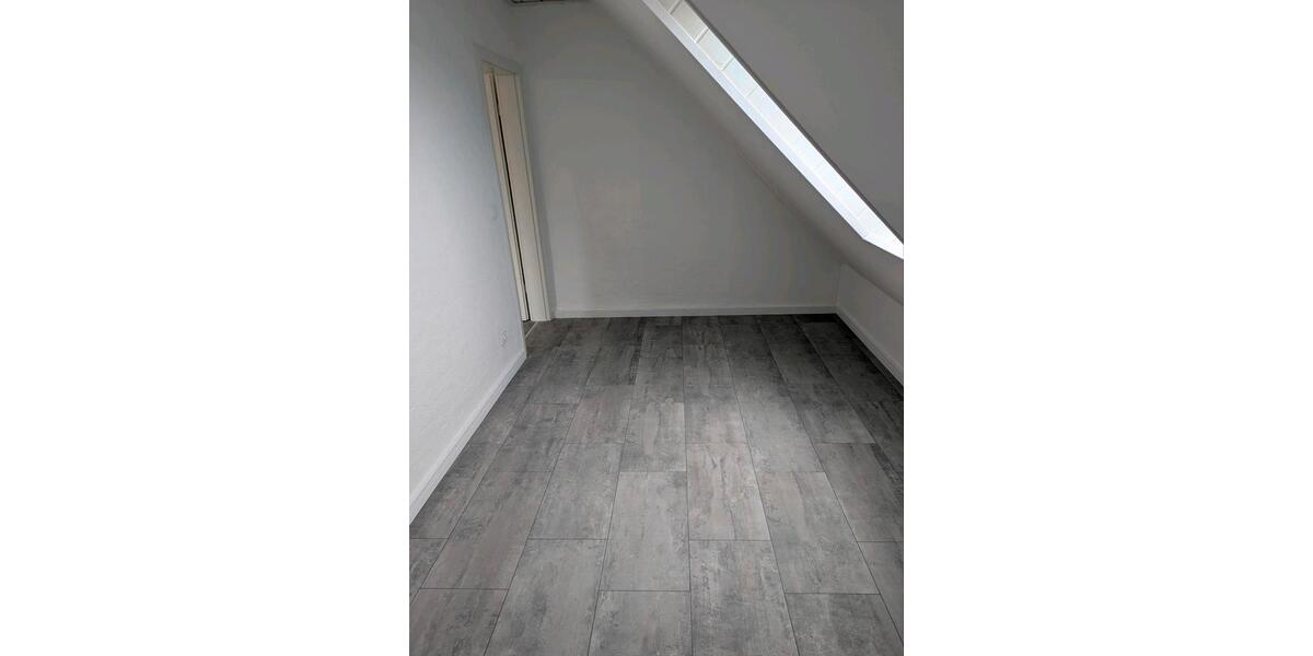 Dachgeschoßwohnung Geestland Bad Bederkesa - 4 Zimmer, 88 m&sup2;, 790&euro; | Angebot:25590478