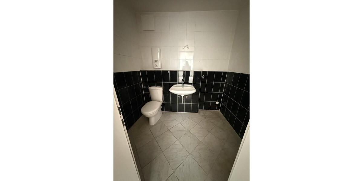 Erdgeschoßwohnung Sankt Augustin - 2 Zimmer, 80 m&sup2;, 1.290&euro; | Angebot:25017104