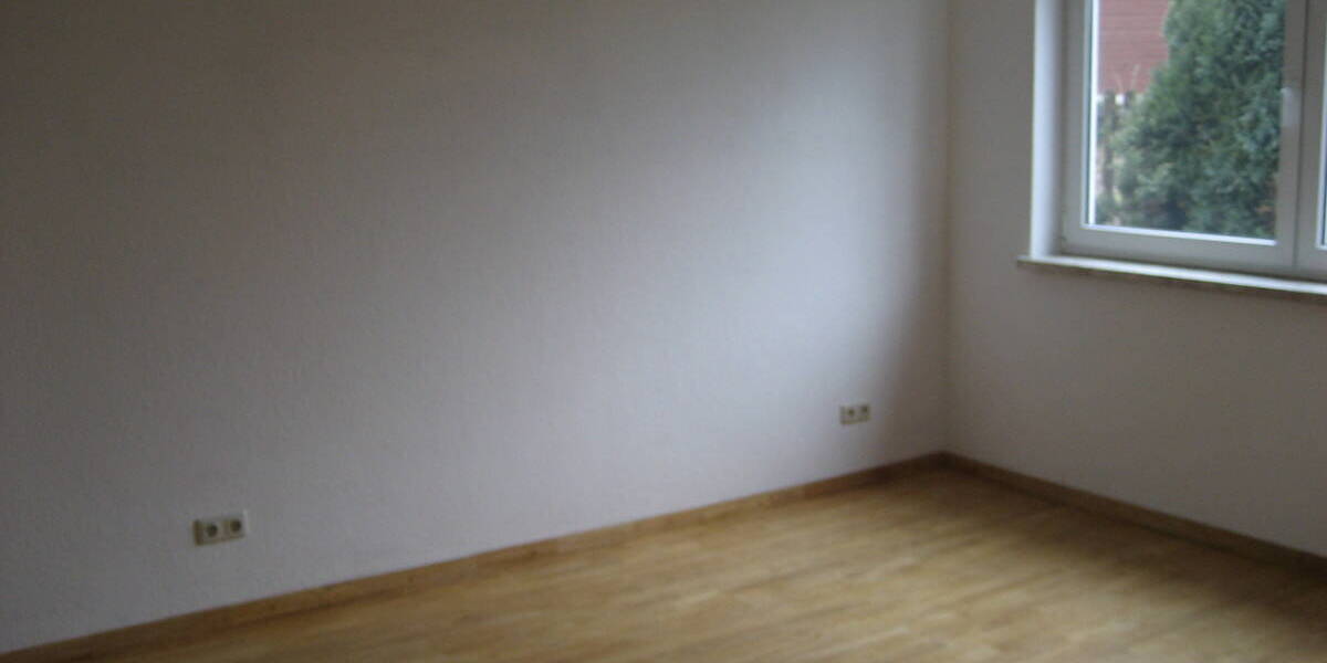 Etagenwohnung Nossen Rhäsa - 3 Zimmer, 74 m&sup2;, 450&euro; | Angebot:26139576