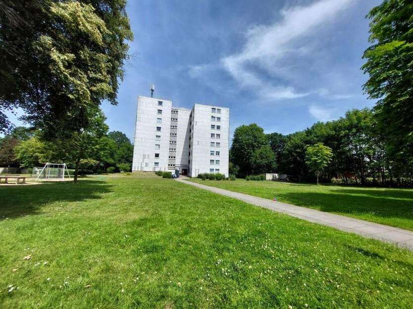 Wohnung zum Mieten in Bremen 551 € 70.05 m²