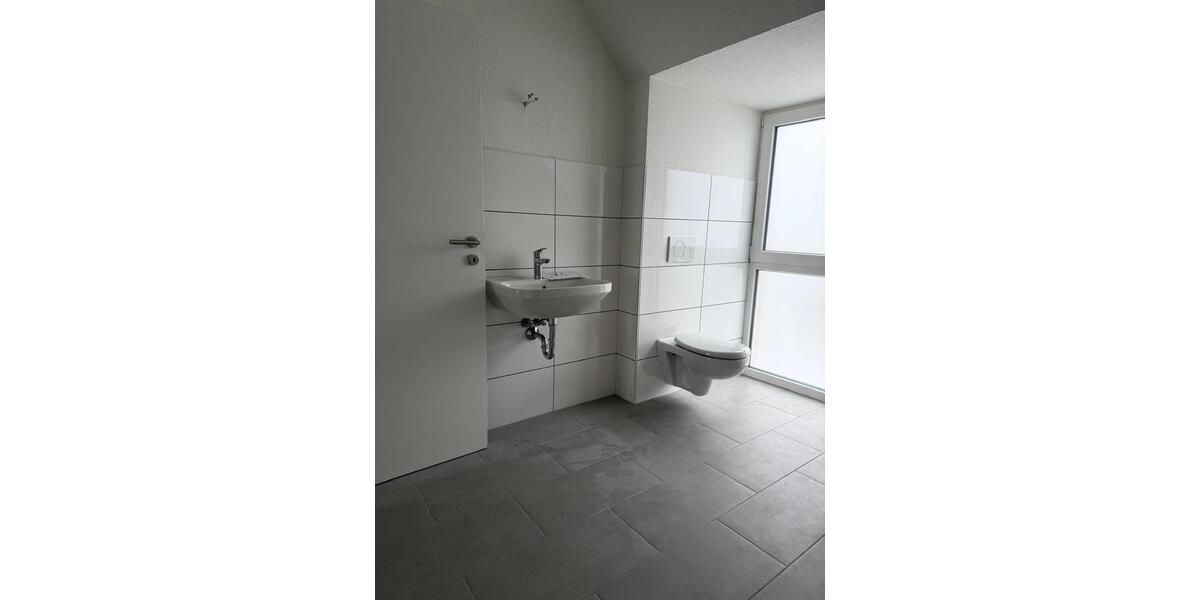 Doppelhaushälfte Wees - 4 Zimmer, 110 m&sup2;, 1.600&euro; | Angebot:25099551