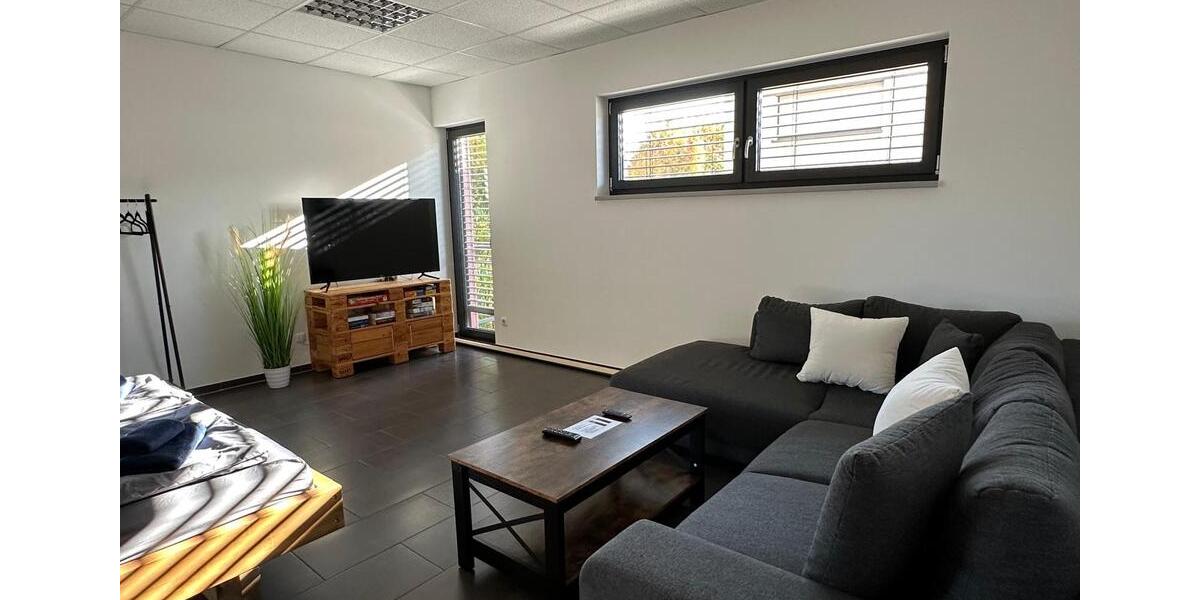 Wohnen auf Zeit Trier Kürenz - 2 Zimmer, 90 m&sup2;, 1.400&euro; | Angebot:26121518