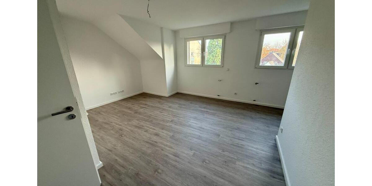Kernsanierte 1,5-Zimmer Wohnung mit neuem Badezimmer 1 zimmer
