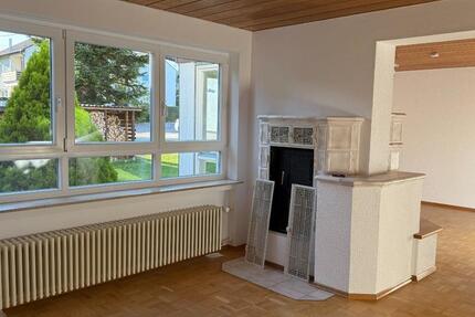 Helle 3,5 Zi EG-Whng mit Holzkachelofen, großer Terasse, Garten zimmer