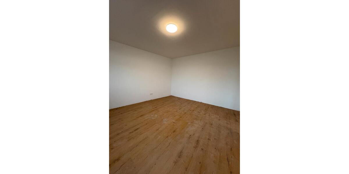 Etagenwohnung Völklingen - 2 Zimmer, 60 m&sup2;, 530&euro; | Angebot:26505218