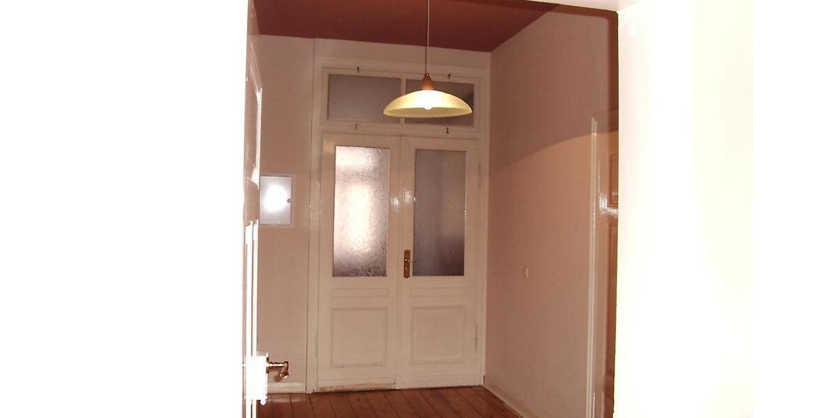 Dachgeschoßwohnung Weimar - 4 Zimmer, 84 m&sup2;, 850&euro; | Angebot:25160952
