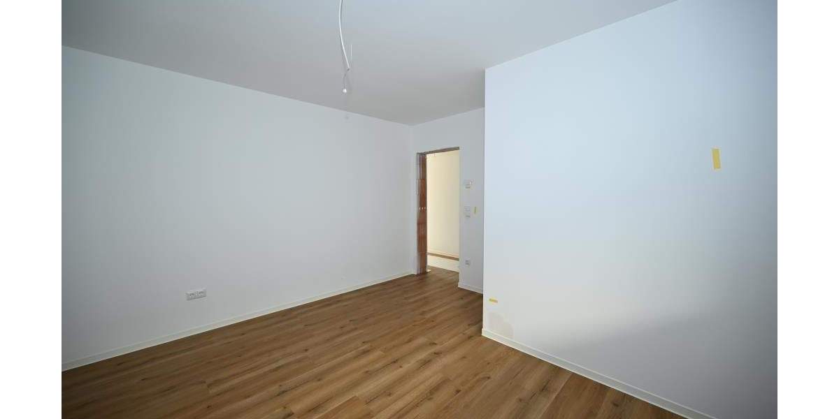 Etagenwohnung Seubersdorf - 4 Zimmer, 123 m&sup2;, 1.090&euro; | Angebot:25775392