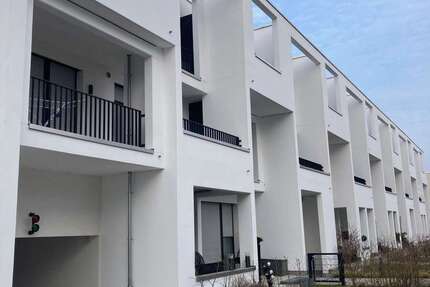 Wohnung zum Mieten in Wolfsburg 1.295 € 130 m² 4 zimmer