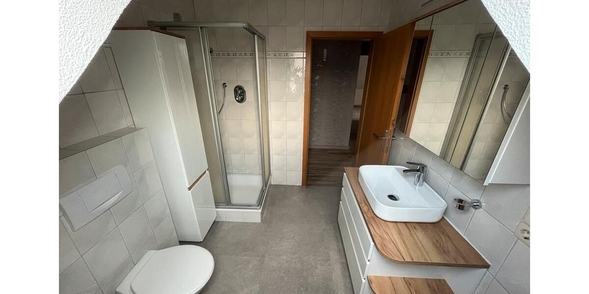 5 Zimmer Dachgeschoss- Maisonette Wohnung in Lünne 5 zimmer