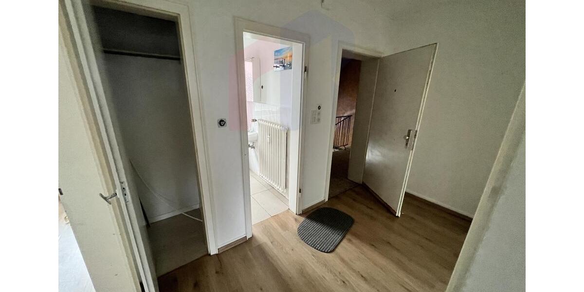 Etagenwohnung Oberhausen Osterfeld - 2 Zimmer, 64 m&sup2;, 600&euro; | Angebot:24751886