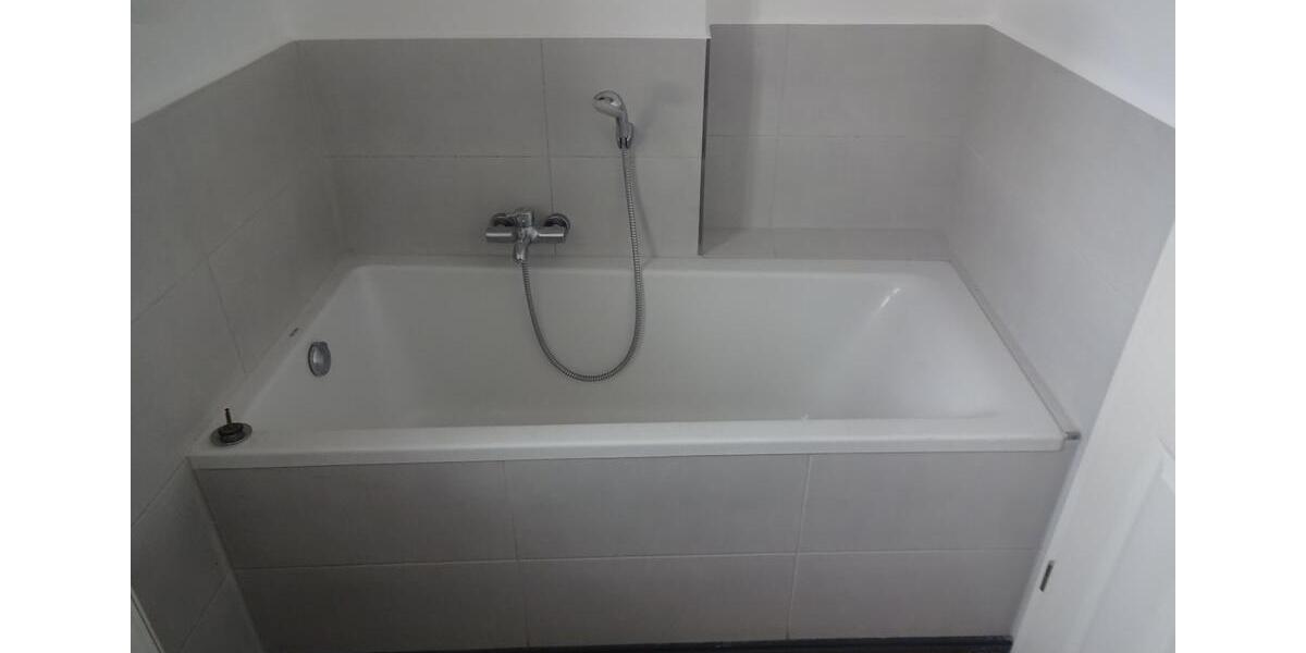 Modern Wohnung teilmöbiliert mit Fußbodenheizung in Neukich L. 1 zimmer