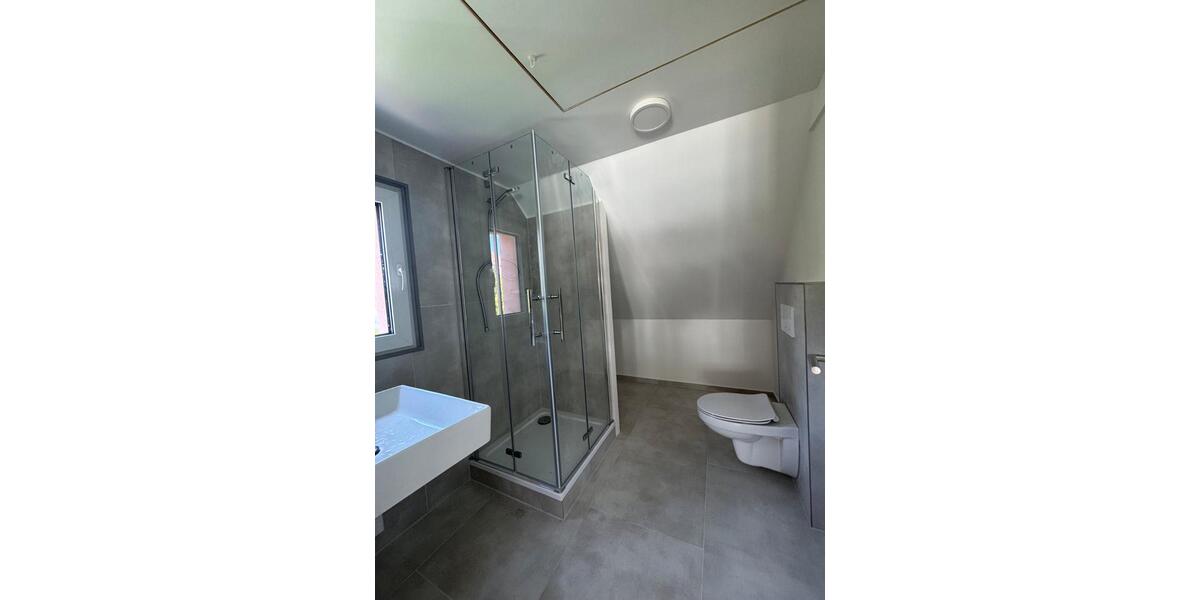 Modernisiertes Reihenendhaus mit Garten & Stellplatz in Koblenz! 5.5 zimmer