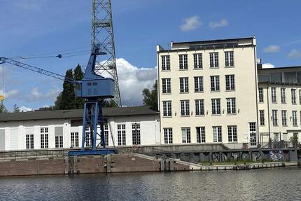 Hochwertige Lofts mit Wasserblick im Harburger Hafen zimmer