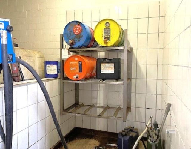 Gewerbehalle mit großen Durchfahrttoren + Werkstatt + Chemielager + Öltanklager für kleines Geld - Gewerbeobjekt Thedinghausen / Dibbersen Dibbersen | Angebot:22893160