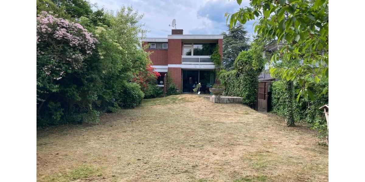 Einfamilienhaus Nienburg (Weser) - 7 Zimmer, 180 m&sup2;, 1.600&euro; | Angebot:26665675