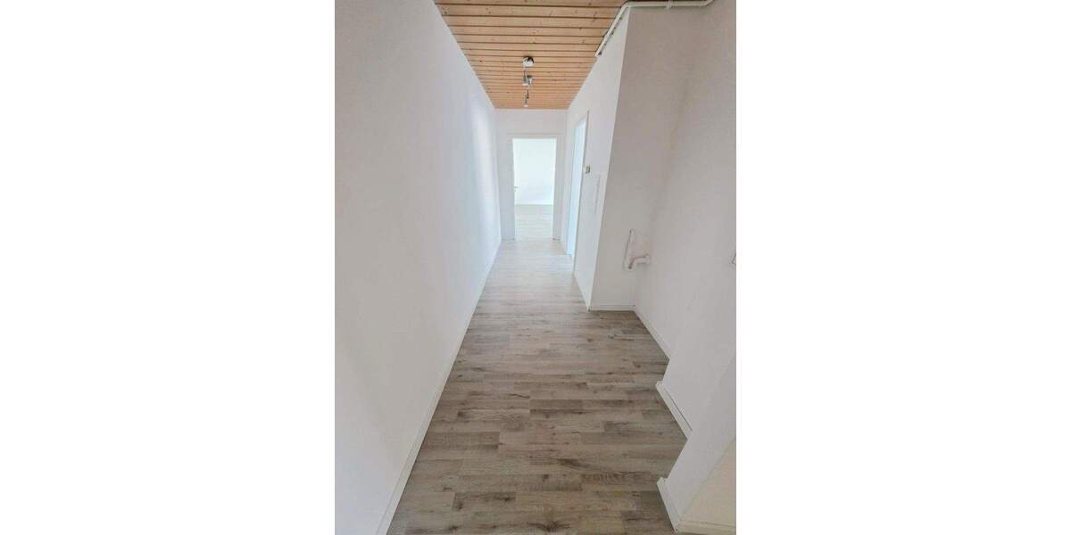 Etagenwohnung Pforzheim Nordstadt - 2 Zimmer, 67 m&sup2;, 730&euro; | Angebot:25738743