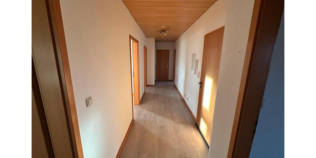 Etagenwohnung Schieder-Schwalenberg Schwalenberg - 2 Zimmer, 80 m&sup2;, 750&euro; | Angebot:24832803