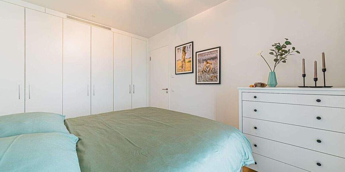 Etagenwohnung Frankfurt am Main Sachsenhausen - 2 Zimmer, 67 m&sup2;, 2.650&euro; | Angebot:24903140
