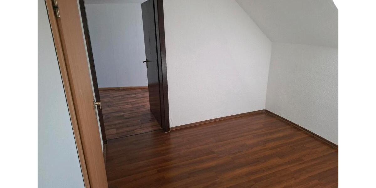 Etagenwohnung Höhr-Grenzhausen Grenzhausen - 4 Zimmer, 95 m&sup2;, 1.200&euro; | Angebot:26187638