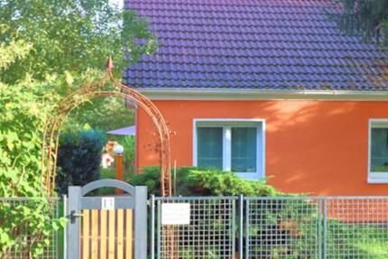 Haus im Grünen mit 600 qm schönen Garten + Sauna - Berlin Süd 4 zimmer