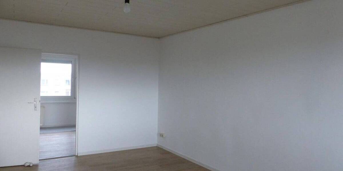 Etagenwohnung Oschatz - 3 Zimmer, 57 m&sup2;, 350&euro; | Angebot:25927204