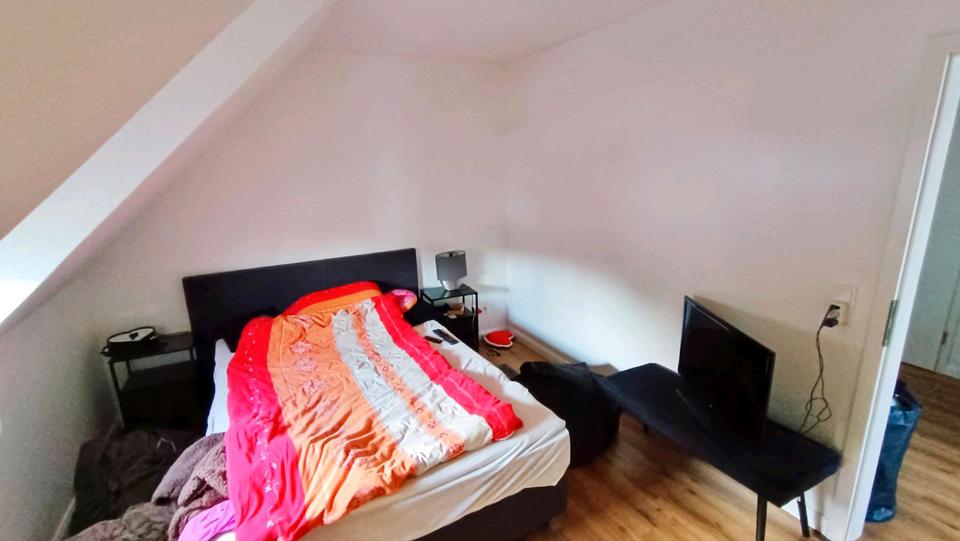 Dachgeschoßwohnung Gückingen - 3 Zimmer, 60 m&sup2;, 700&euro; | Angebot:26094440