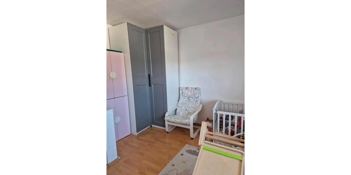 Etagenwohnung Wehretal - 4 Zimmer, 110 m&sup2;, 680&euro; | Angebot:26040481