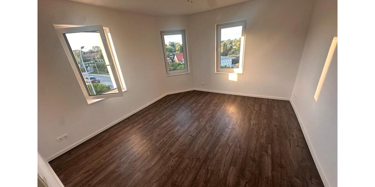Etagenwohnung Lützen - 3 Zimmer, 74 m&sup2;, 1.008&euro; | Angebot:26524848