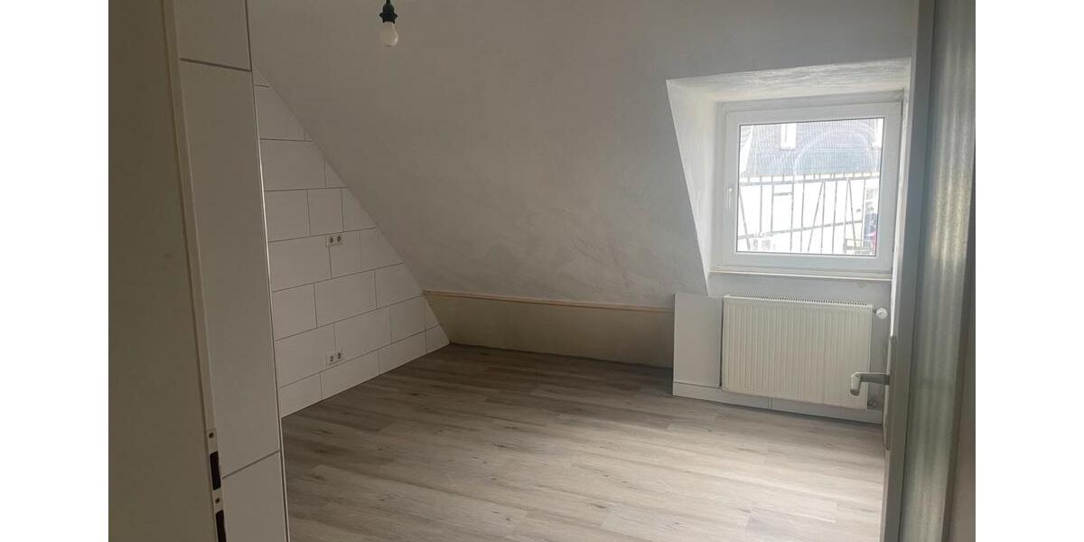 Etagenwohnung Waldbröl - 4 Zimmer, 84 m&sup2;, 650&euro; | Angebot:26073416