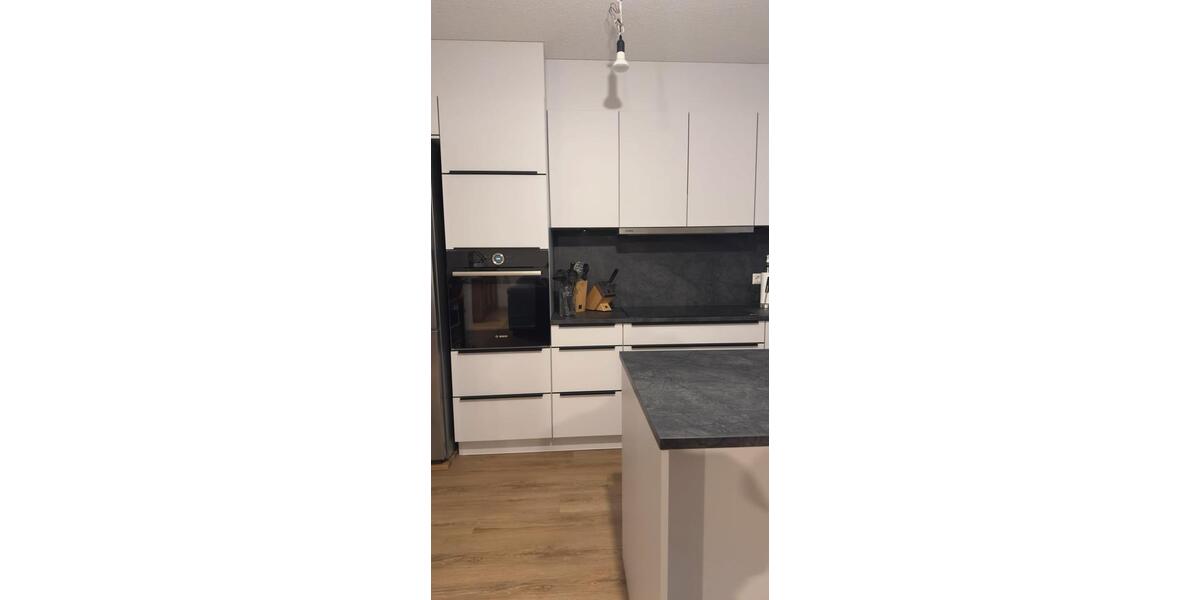 Erdgeschoßwohnung Weinstadt - 1 Zimmer, 63 m&sup2;, 1.200&euro; | Angebot:25987971