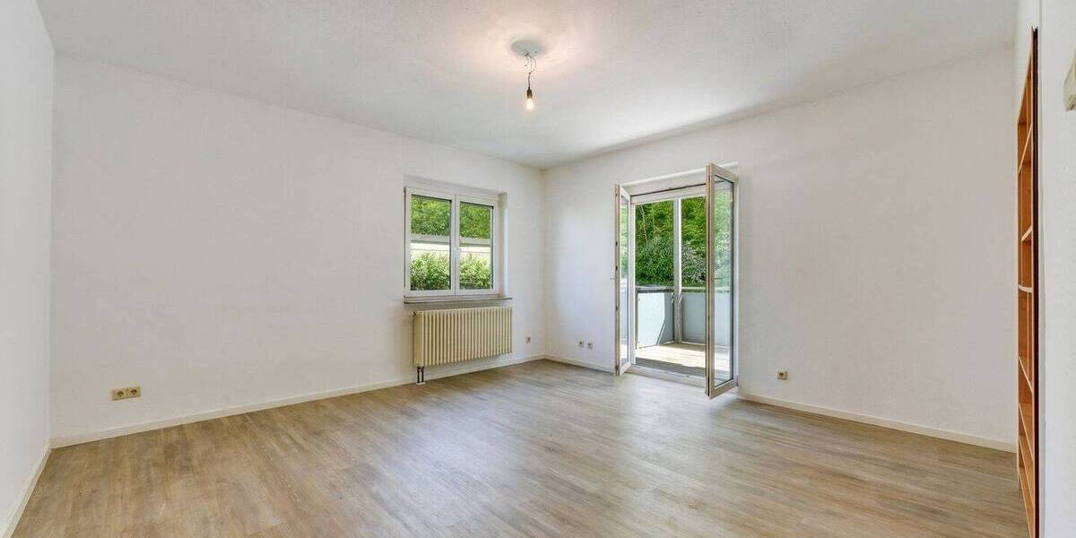 Etagenwohnung Stuttgart Zuffenhausen - 3 Zimmer, 77 m&sup2;, 1.100&euro; | Angebot:26512963