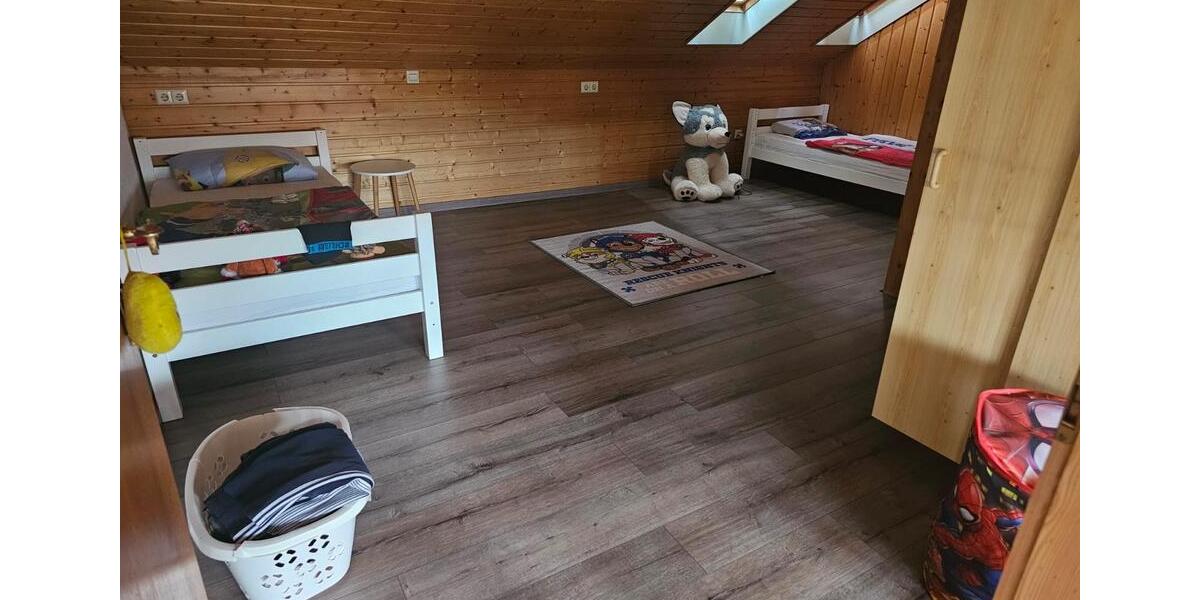 Einfamilienhaus Jockgrim - 6 Zimmer, 200 m&sup2;, 1.500&euro; | Angebot:25957931